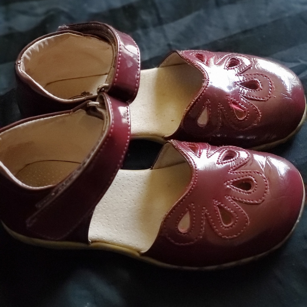 Girls Size 11 Livie Lucas